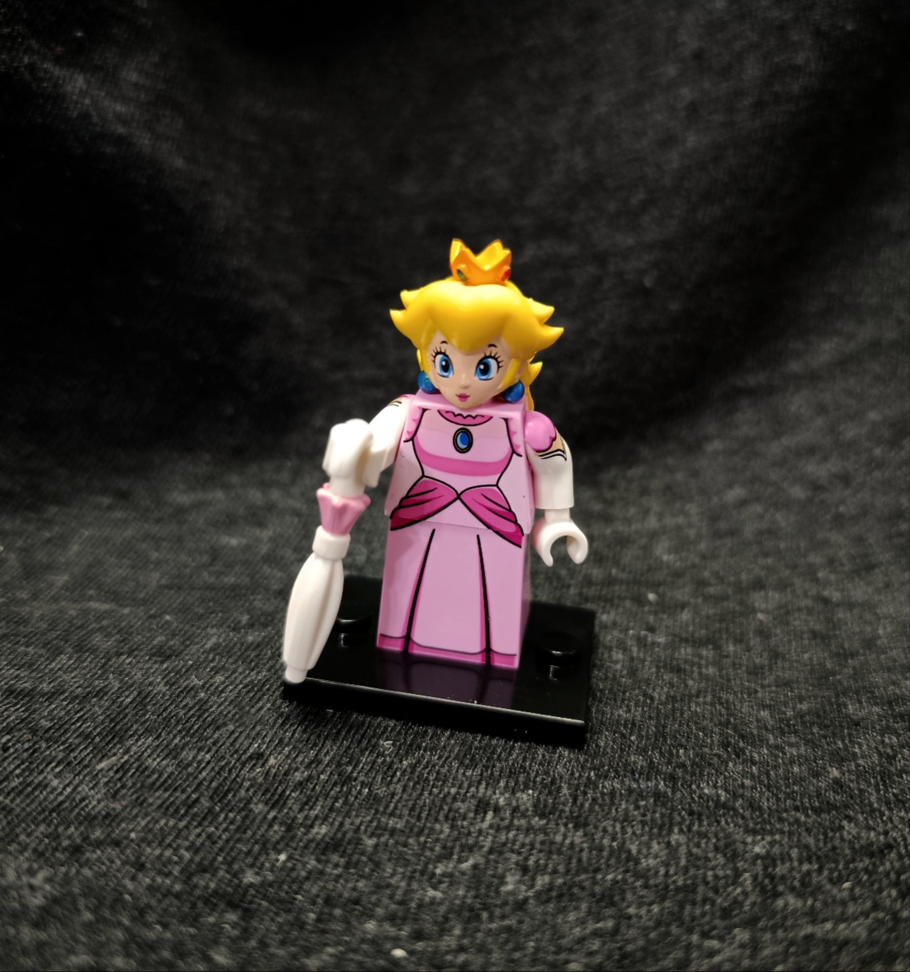 Super Mario Peach hercegnő figura
